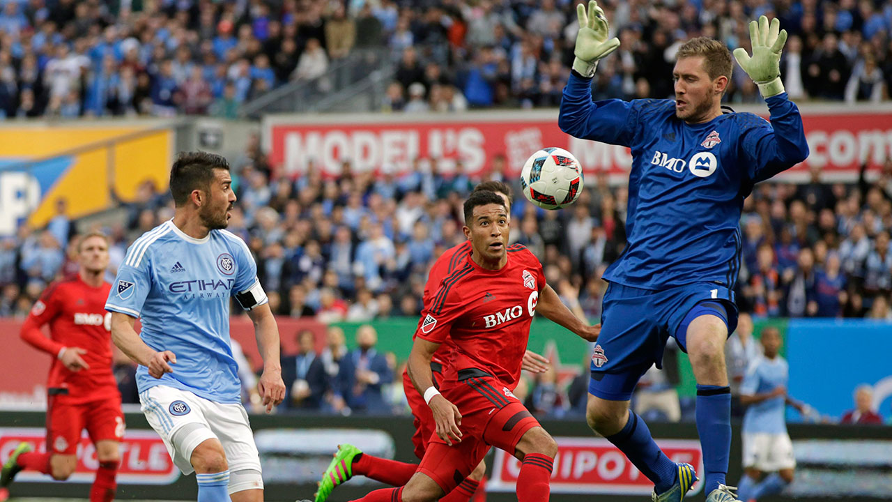 Clint-Irwin;-Toronto-FC