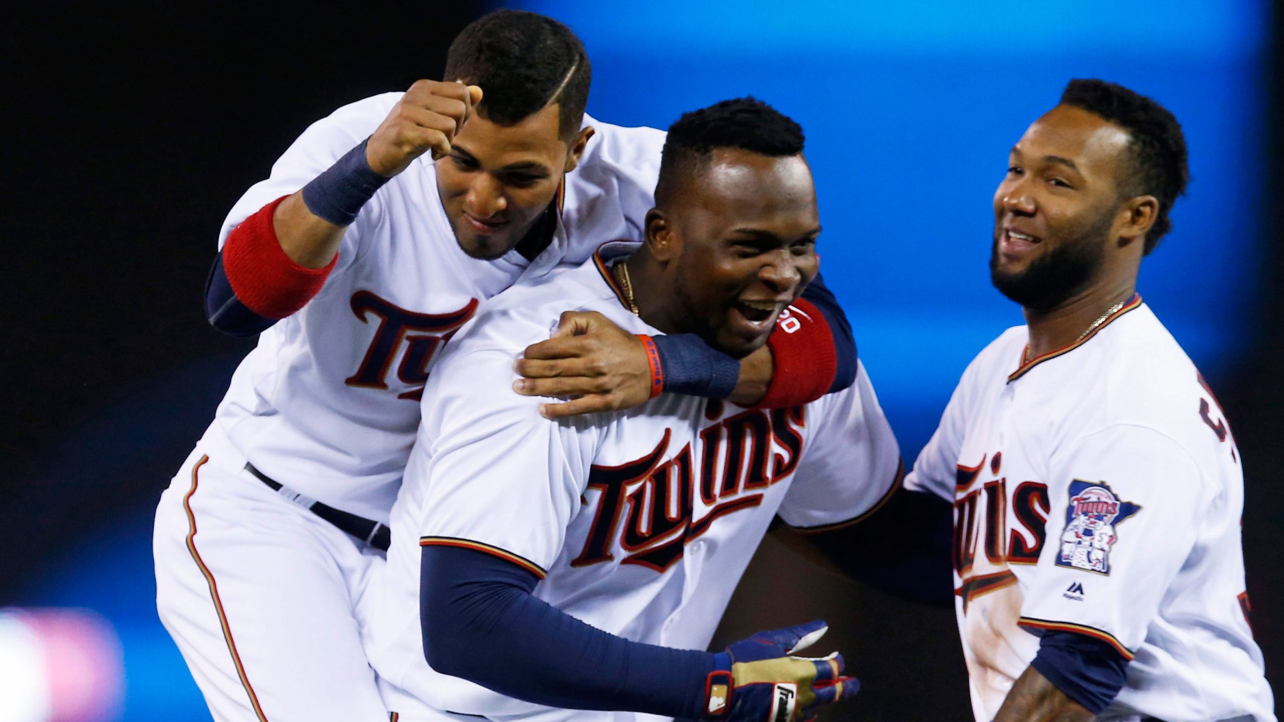 Miguel Sano leaves Twins game being hit by pitch