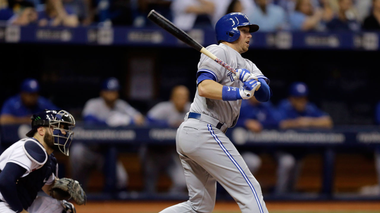 Smoak hits 2 homers, Jays rout Red Sox on Canada Day