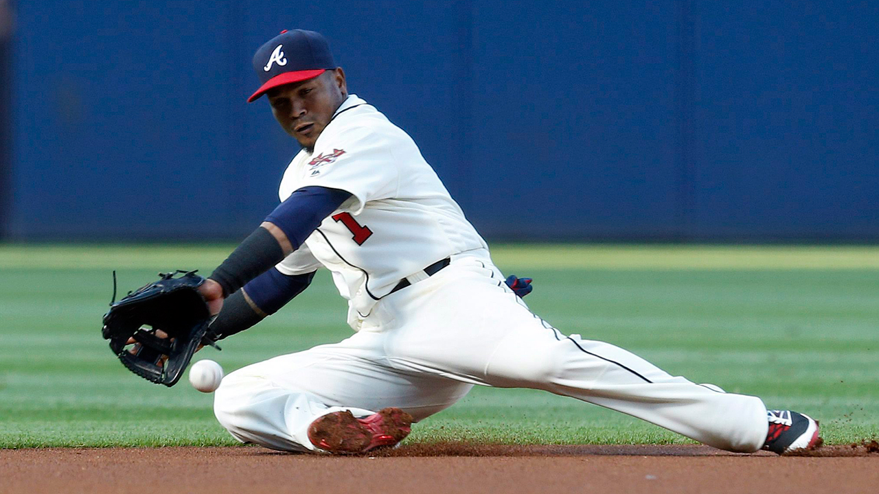 Braves SS Simmons has oblique strain, but it isn't serious