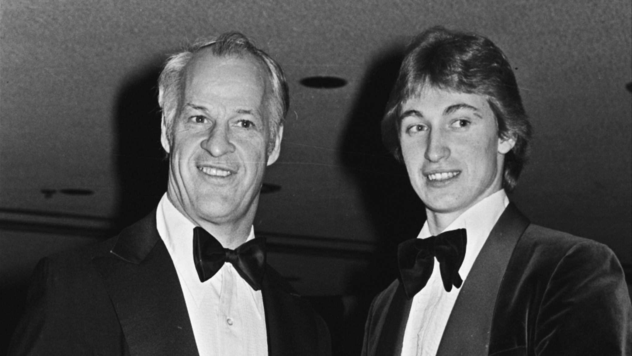 Wayne Gretzky: Gordie Howe was my idol - Sports Illustrated