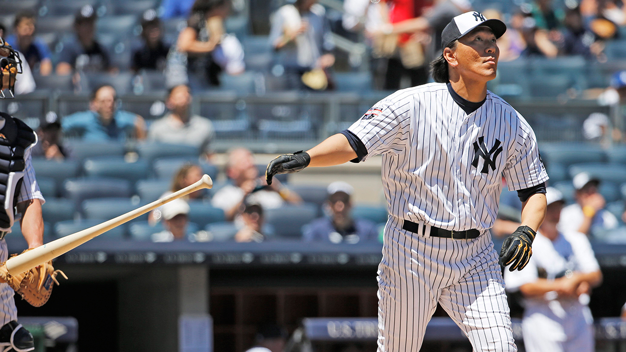 Hideki Matsui makes his Old-Timers' Day debut at Yankee Stadium