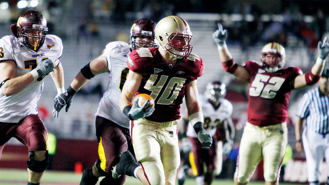 Boston College retires jersey of Atlanta Falcons' QB Matt Ryan 