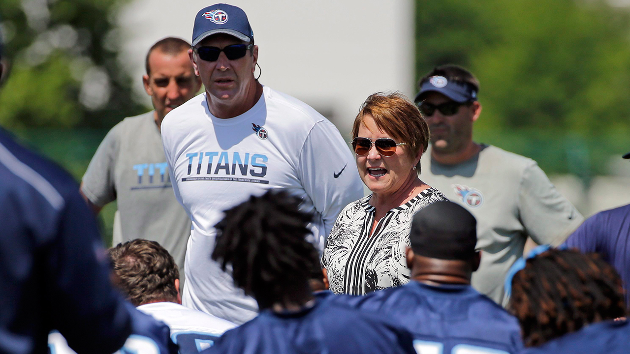 Was Amy Adams Strunk's message received by the Tennessee Titans