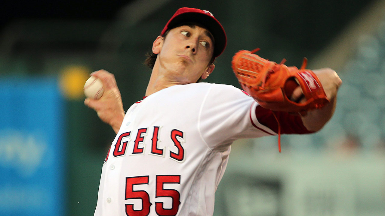 Four years later, Tim Lincecum returns to the Giants to honor