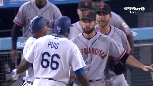 Yasiel Puig goes full Bo Jackson, breaks bat after strikeout