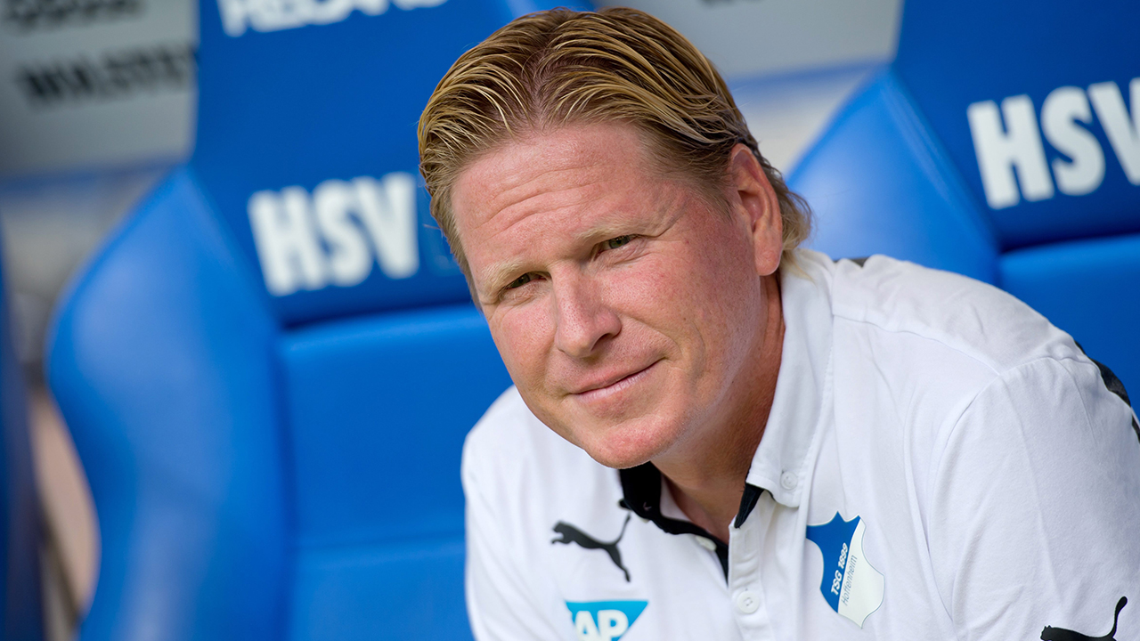 Hamburg hires Markus Gisdol as coach