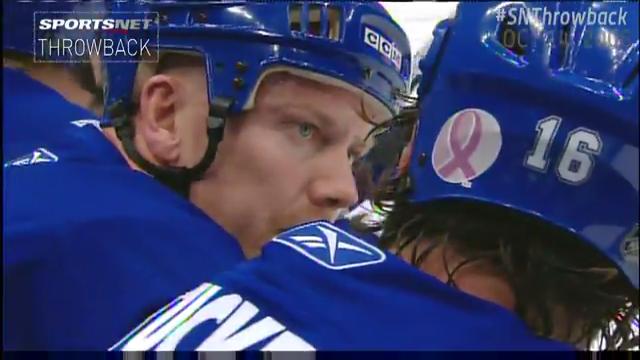 Throwback Pack Sundin S 500th Goal Completes Hat Trick And Beats