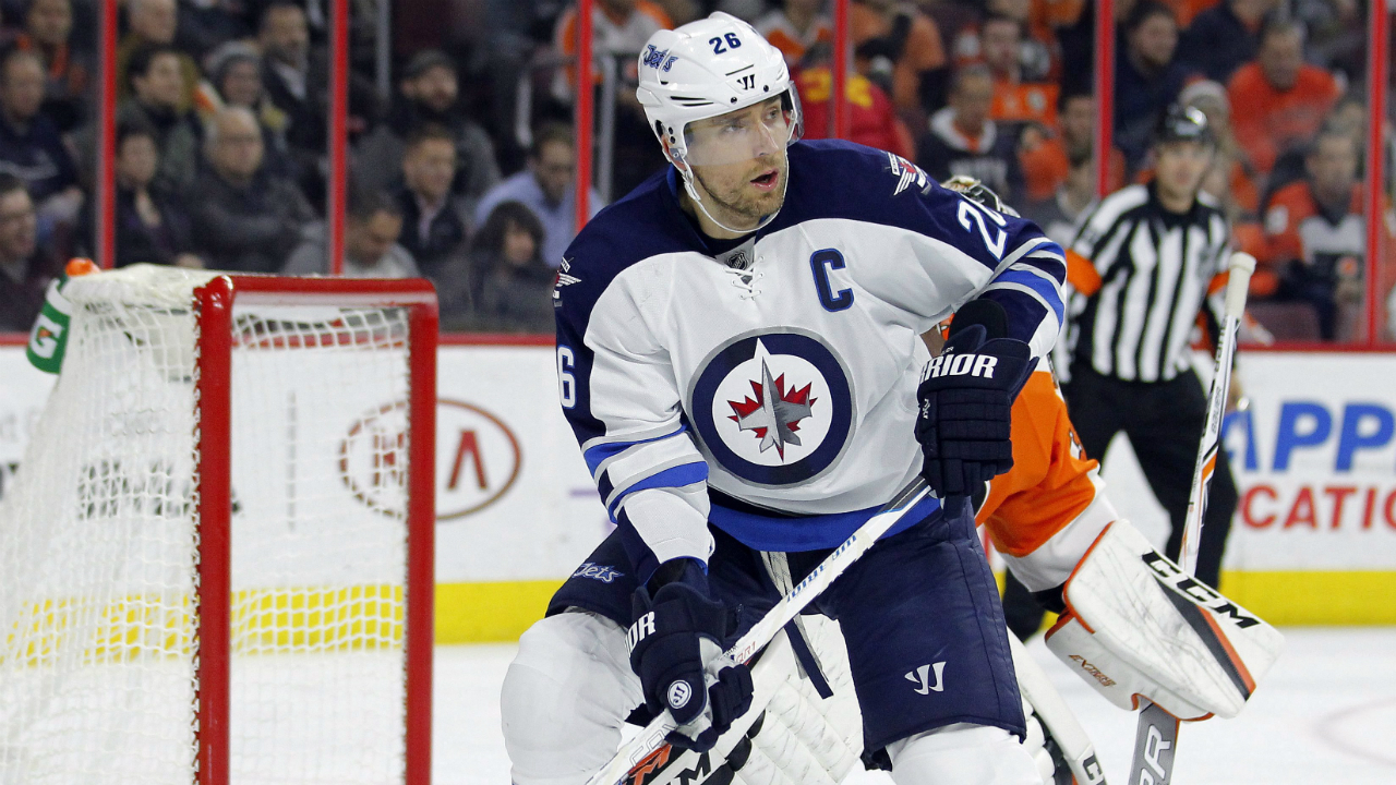 Winnipeg-Jets'-Blake-Wheeler-stands-in-front-of-Philadelphia-Flyers-goalie-Steve-Mason-as-he-waits-for-a-pass-during-the-first-period-of-an-NHL-hockey-game,-Thursday,-Nov.-17,-2016,-in-Philadelphia.-(Tom-Mihalek/AP)