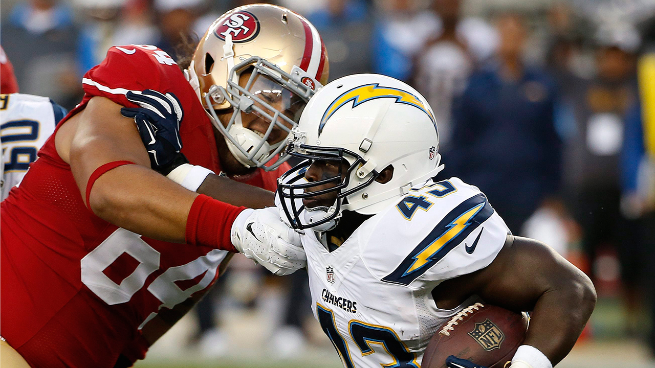 49ers tender WLB Carl Bradford and NT Mike Purcell