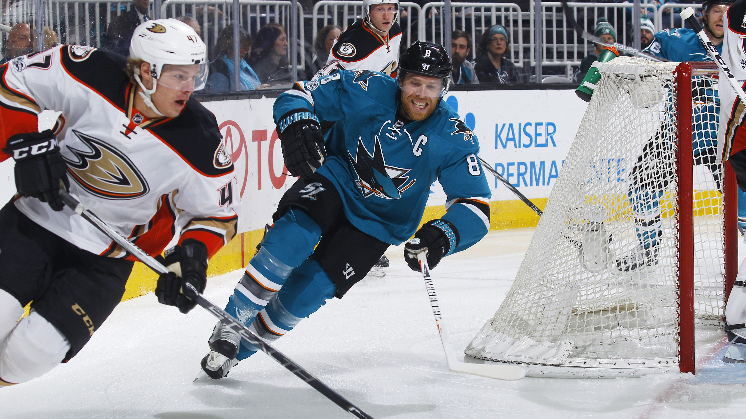 Ex-Sharks captain Joe Pavelski says return to San Jose will be 'awkward' -  ESPN