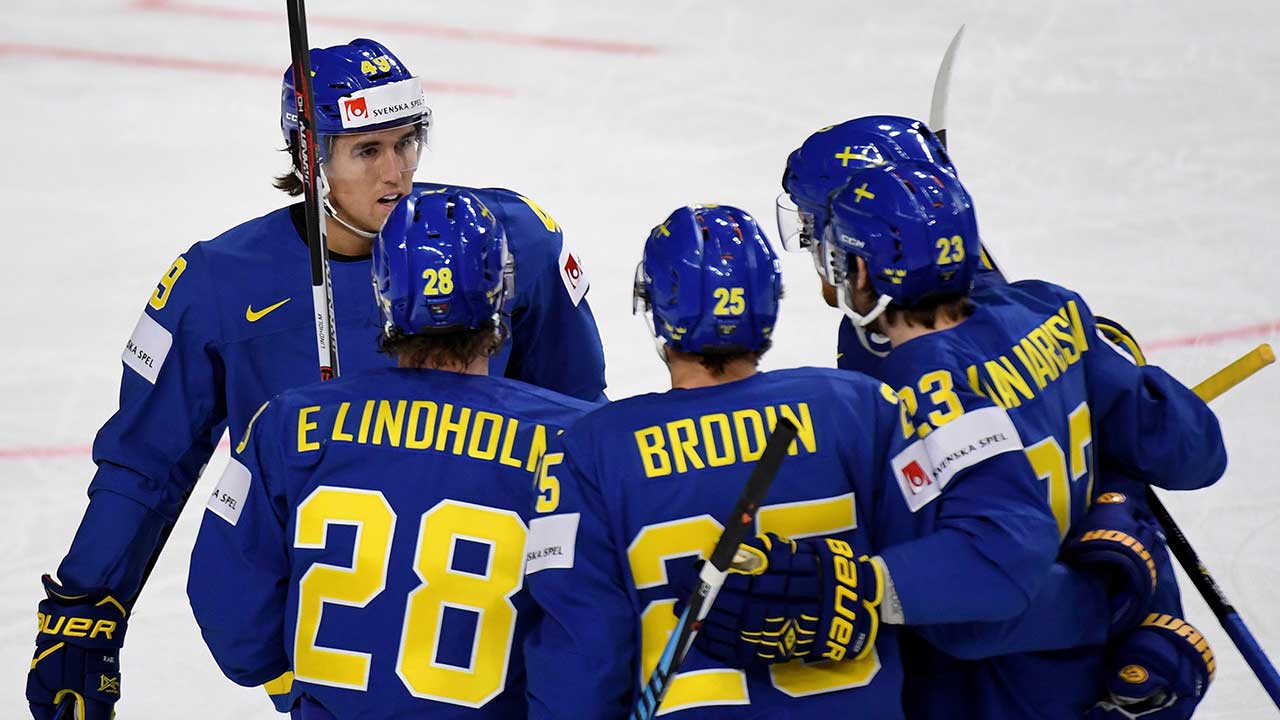 Sweden brings Germany back to earth at world championship