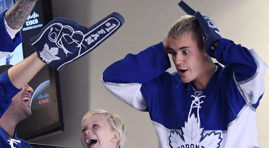Justin Bieber reaffirms allegiance to Maple Leafs after Penguins