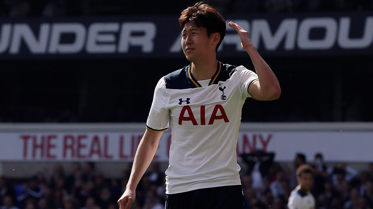 Tottenham’s Son to undergo surgery on broken right forearm