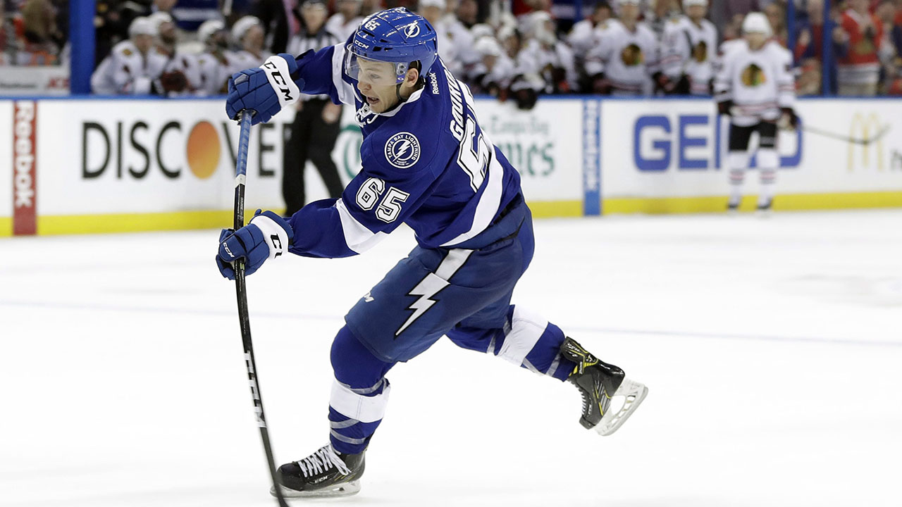 Lightning re-sign Yanni Gourde for two years