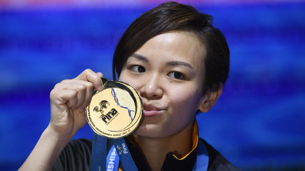 cheong-gives-malaysia-first-gold-ever-at-world-aquatics-meet