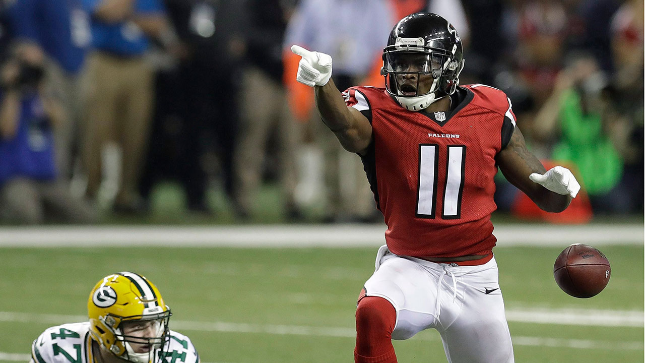 Julio Jones to attend training camp after reaching agreement with Falcons