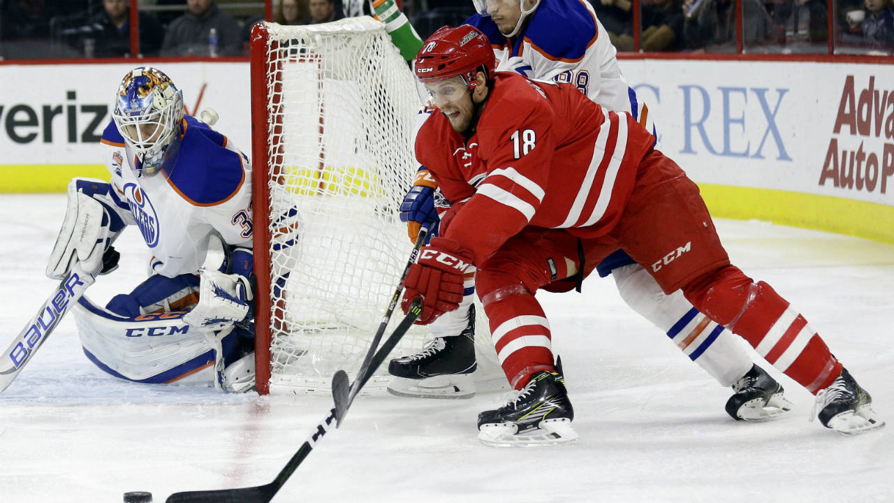 Jay-McClement-(18).-(Gerry-Broome/AP)