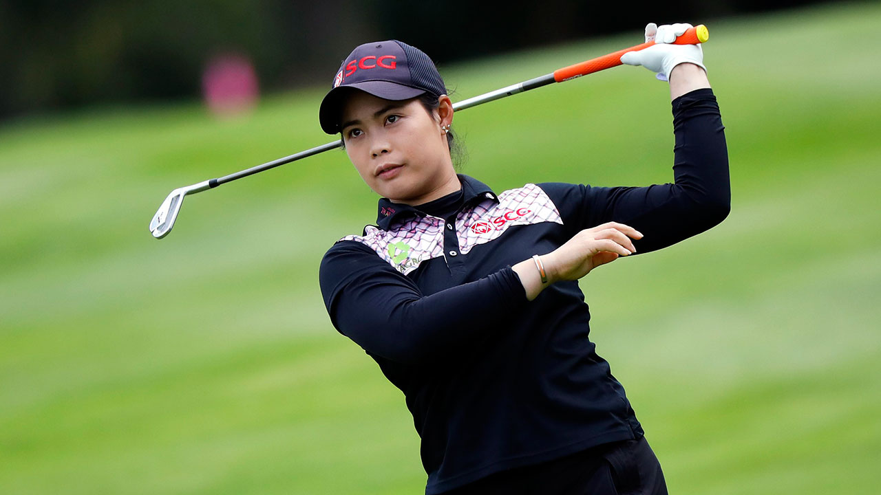 Moriya Jutanugarn shoots 66, leads by 1 shot in Los Angeles - Sportsnet.ca