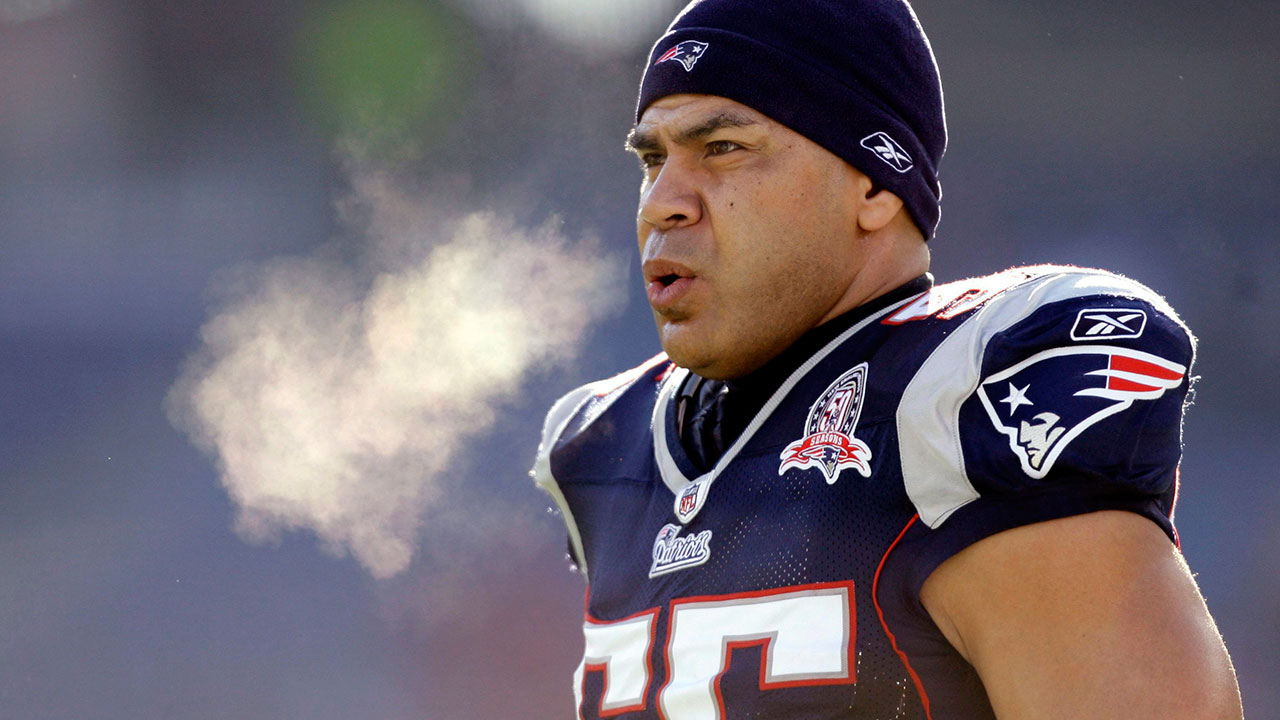 Junior Seau's children settle with NFL over 2012 suicide - ESPN