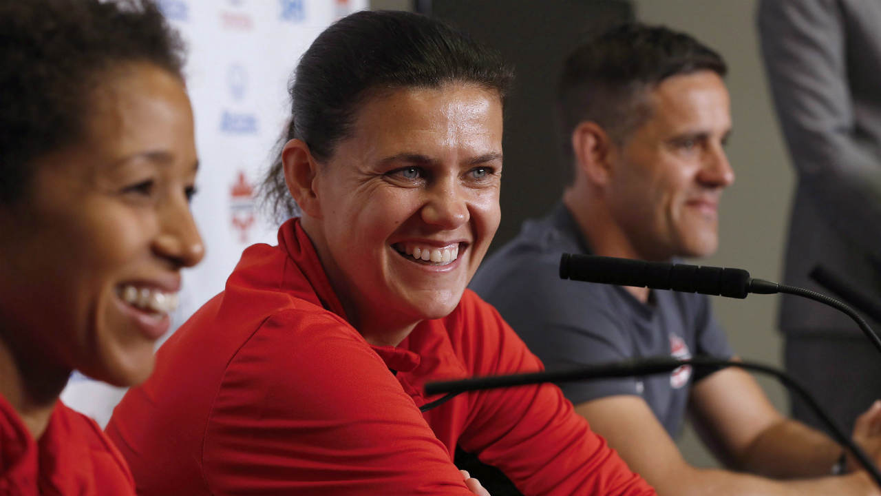 Christine-Sinclair.-(John-Woods/CP)