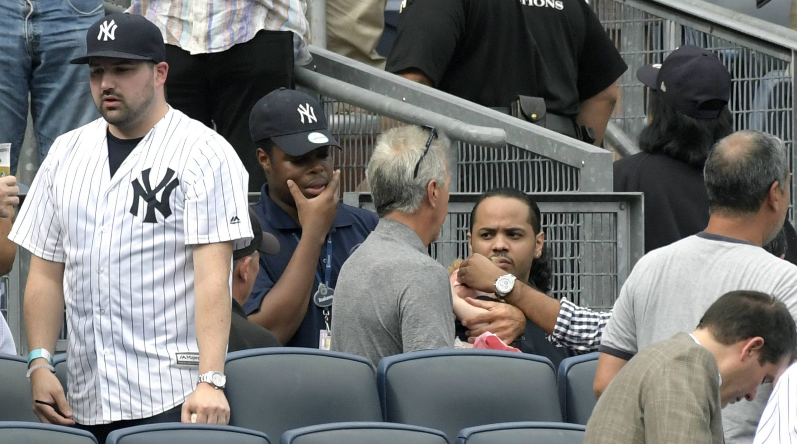 Cubs player in tears after foul ball hits young girl 