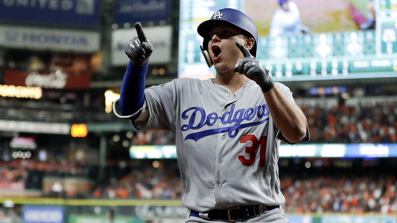 Los Angeles Dodgers' Joc Pederson removed from game after failing