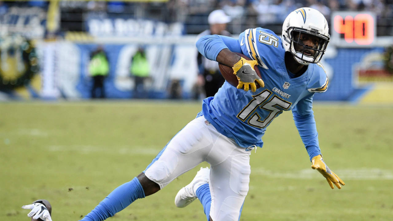 Chargers send wide receiver Inman to Bears