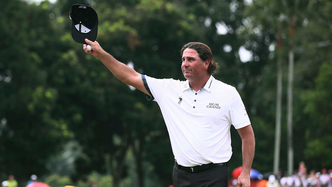 Pat Perez Wins Cimb Classic By Four Strokes