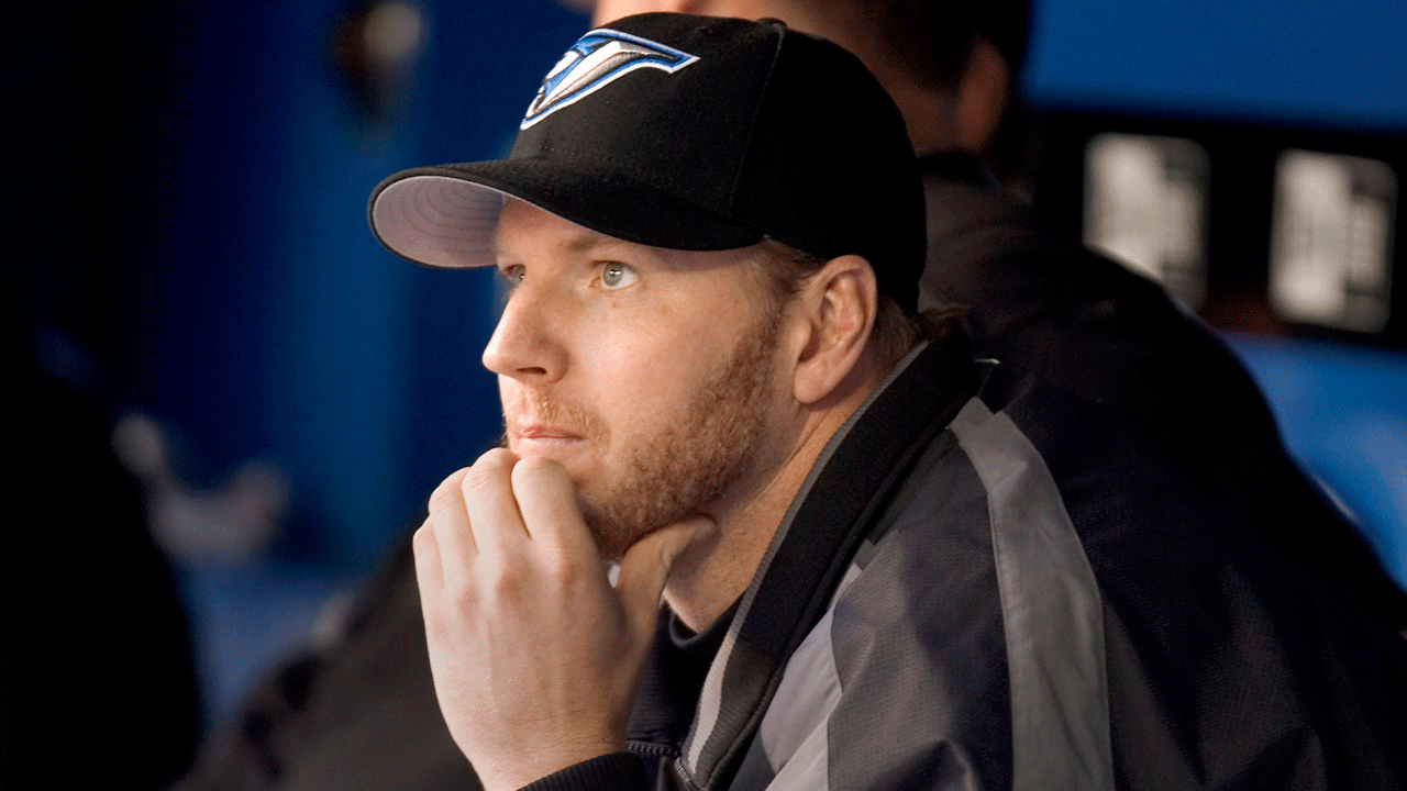 Roy Halladay's widow calls late pitcher 'true competitor' at Hall of Fame  induction