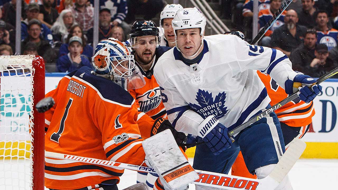 Report: Maple Leafs enforcer Matt Martin garnering trade interest