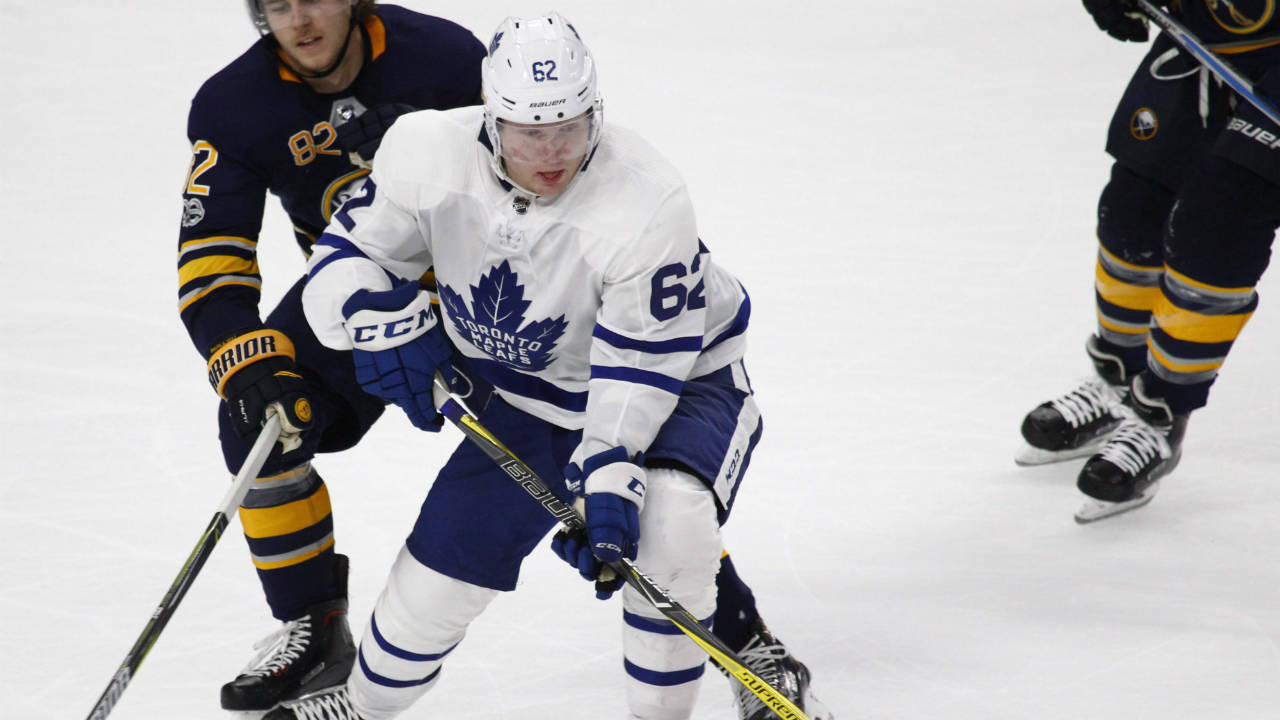 Toronto-Maple-Leafs-forward-Carl-Grundstrom-(62)-controls-the-puck-during-the-third-period-of-a-preseason-NHL-hockey-game-against-the-Buffalo-Sabres,-Saturday-Sept.-23,-2017,-in-Buffalo,-N.Y.-(Jeffrey-T.-Barnes/AP)