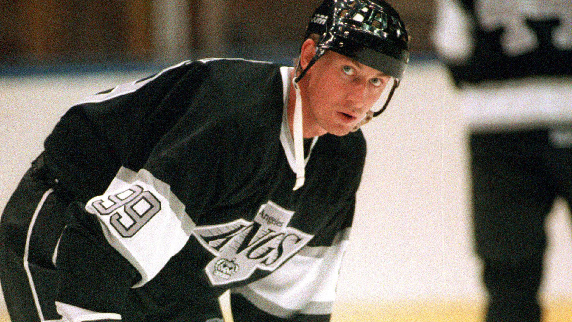 Wayne Gretzky of the Los Angeles Kings skates against the Toronto