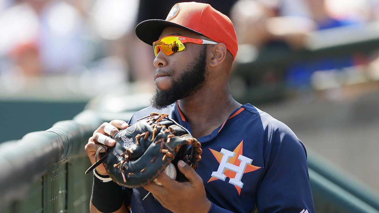 MLB suspends Chicago's Anderson, Cleveland's Ramírez