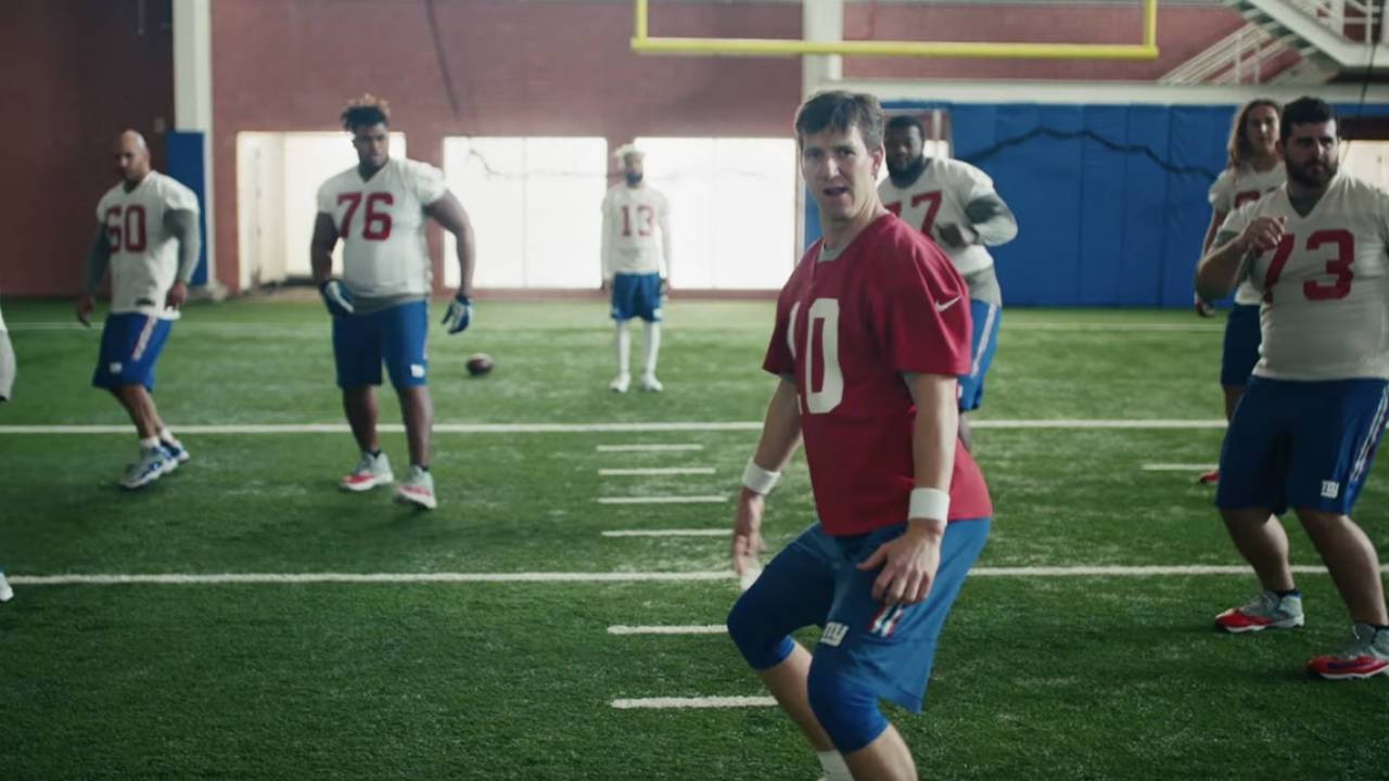 Patriots vs. Rams isn't the only Super Bowl contest. Pepsi ad takes on Coke