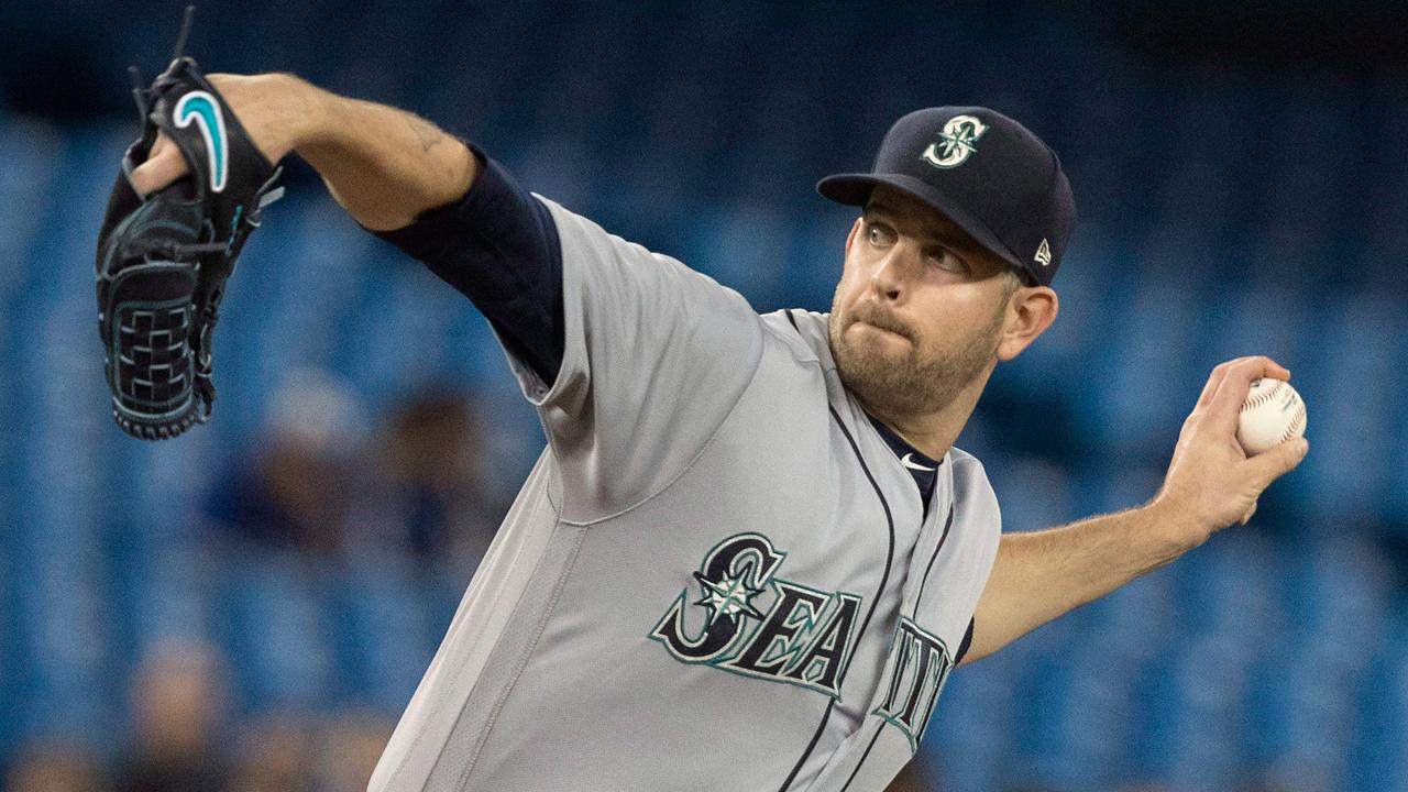 Kyle Seager's brilliant play at third base saved James Paxton's no