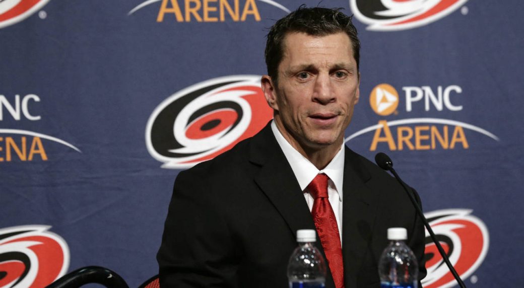 Brind'Amour eager to lead slumping Hurricanes back to glory