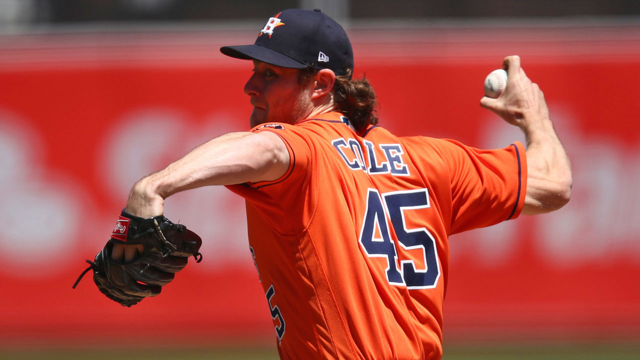 Astros split doubleheader, Gerrit Cole scratched after warm-up