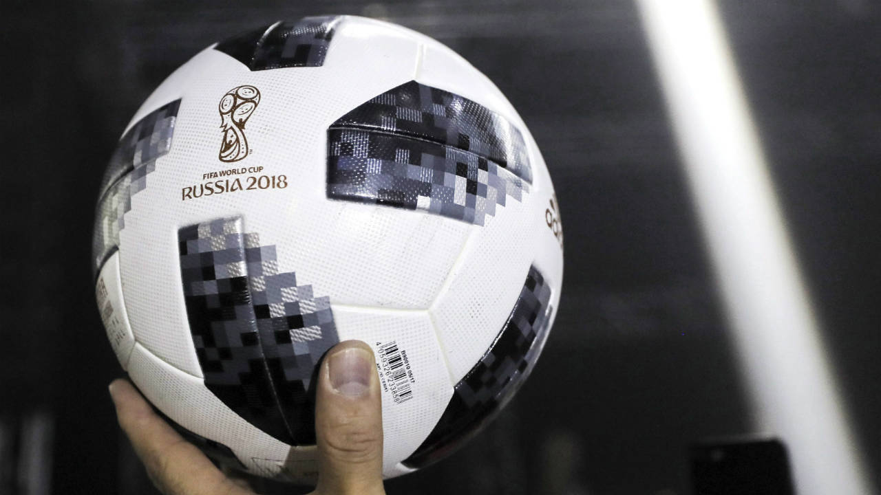 official match ball world cup 2018