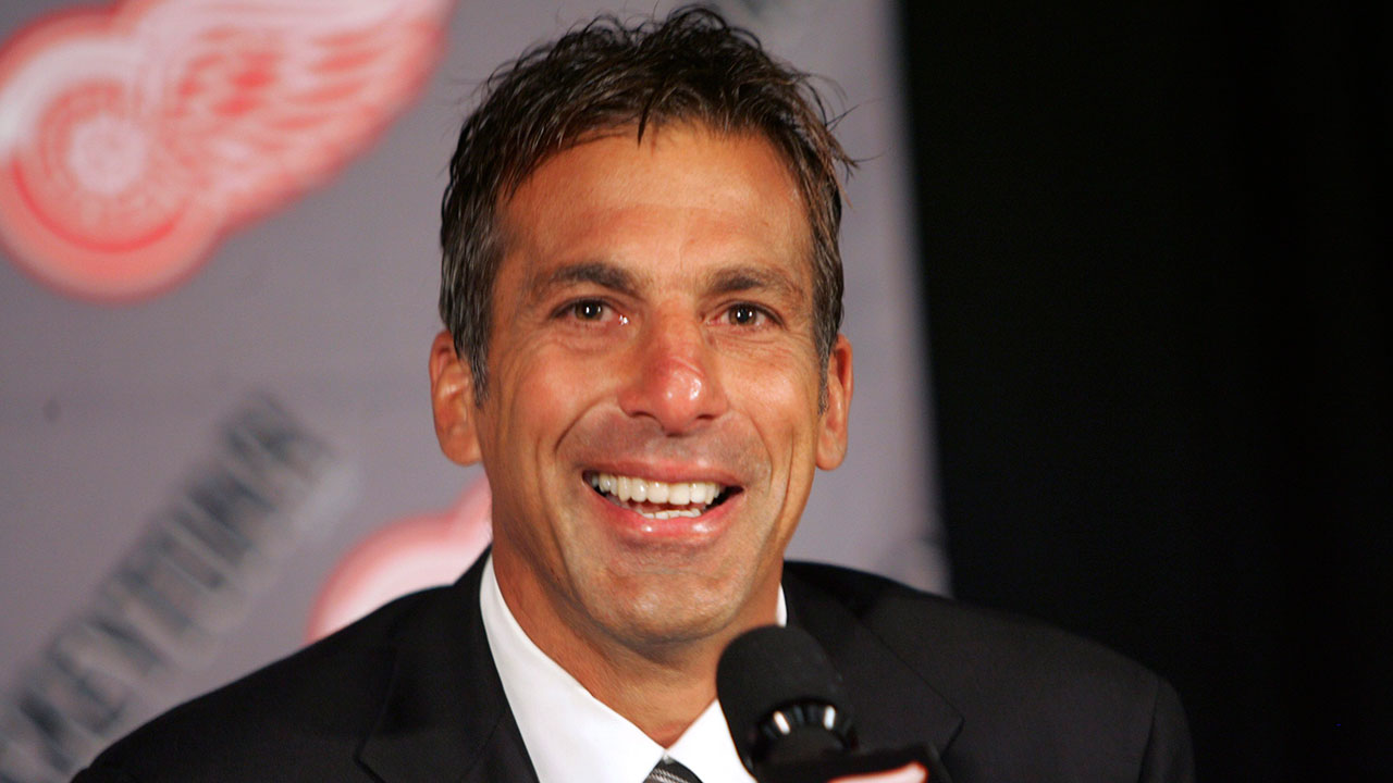 Detroit Red Wings - Chris Chelios will be on hand tonight at Little Caesars  Arena to sign his book - Chris Chelios: Made in America. 