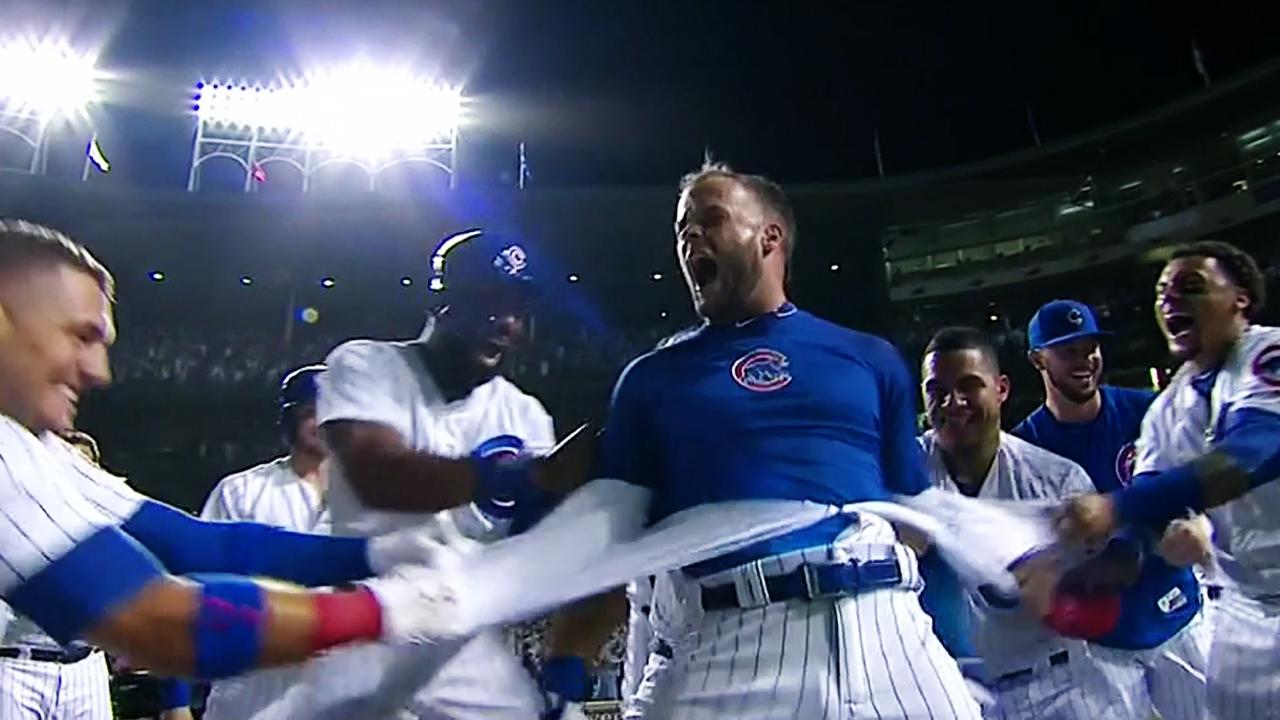 David Bote's walk-off grand slam stuns Nationals, sends Cubs to