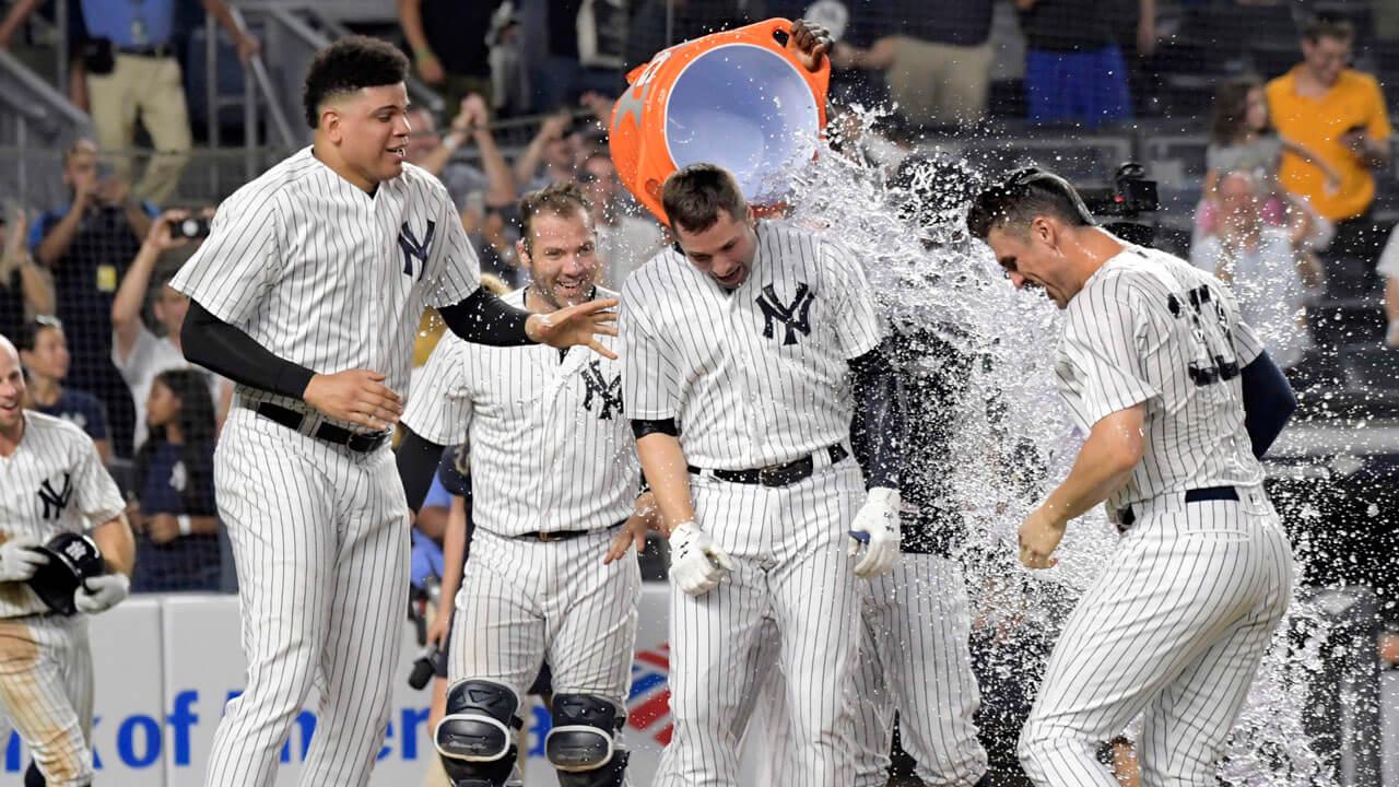 Walker hits big home run, Yankees hold on to beat Sox 