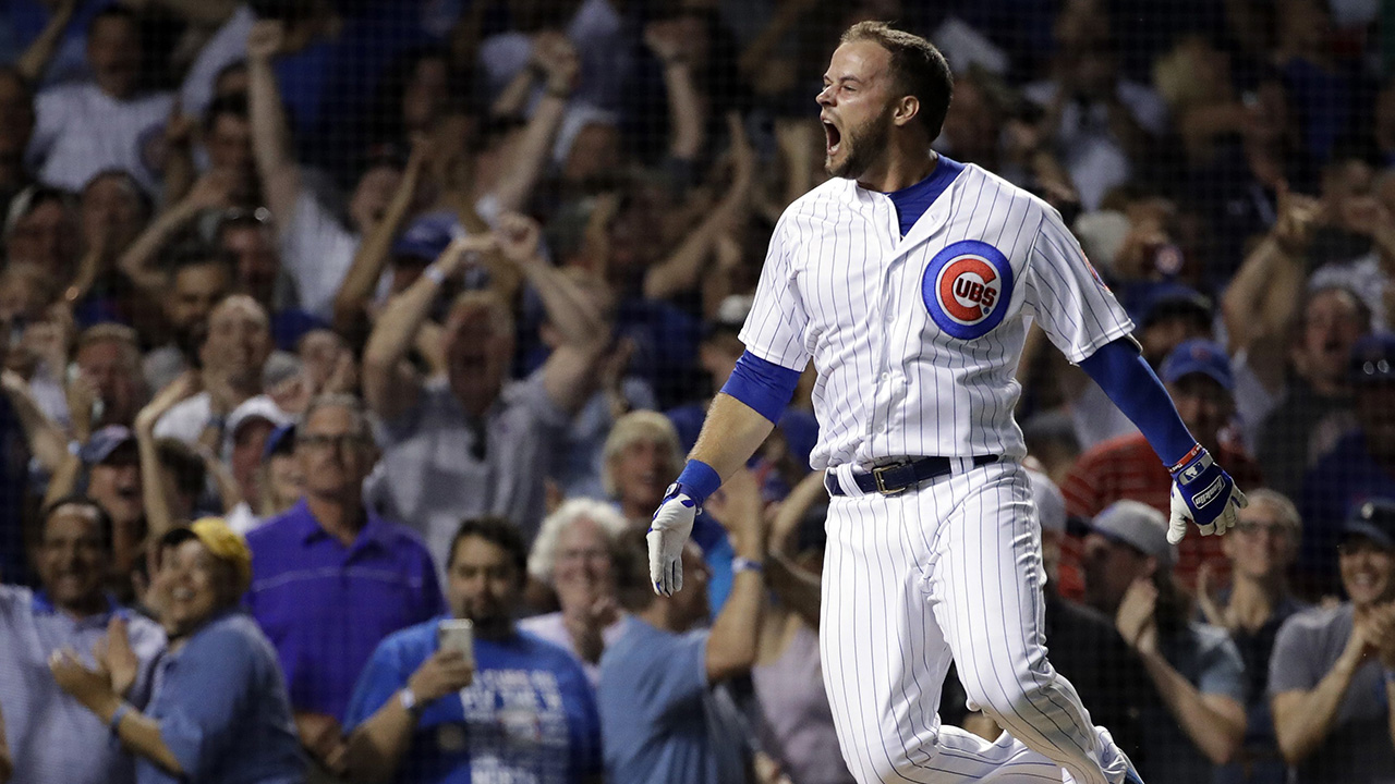 Cubs place David Bote on IL after stepping on ball during batting practice