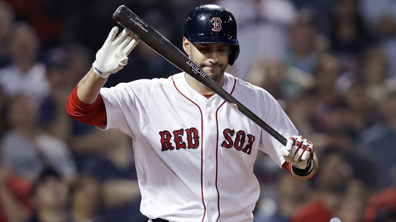 J.D. Martinez brings hot bat into Red Sox' series with Tampa Bay Rays