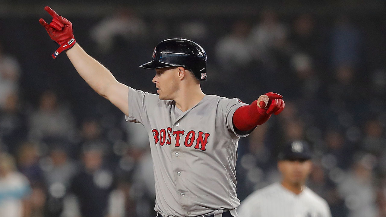 Brock Holt hits for first Red Sox cycle since 1996