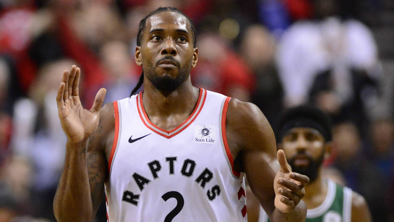 Raptors Fans Overflowing With Excitement Watching Kawhi Leonard Sportsnet Ca