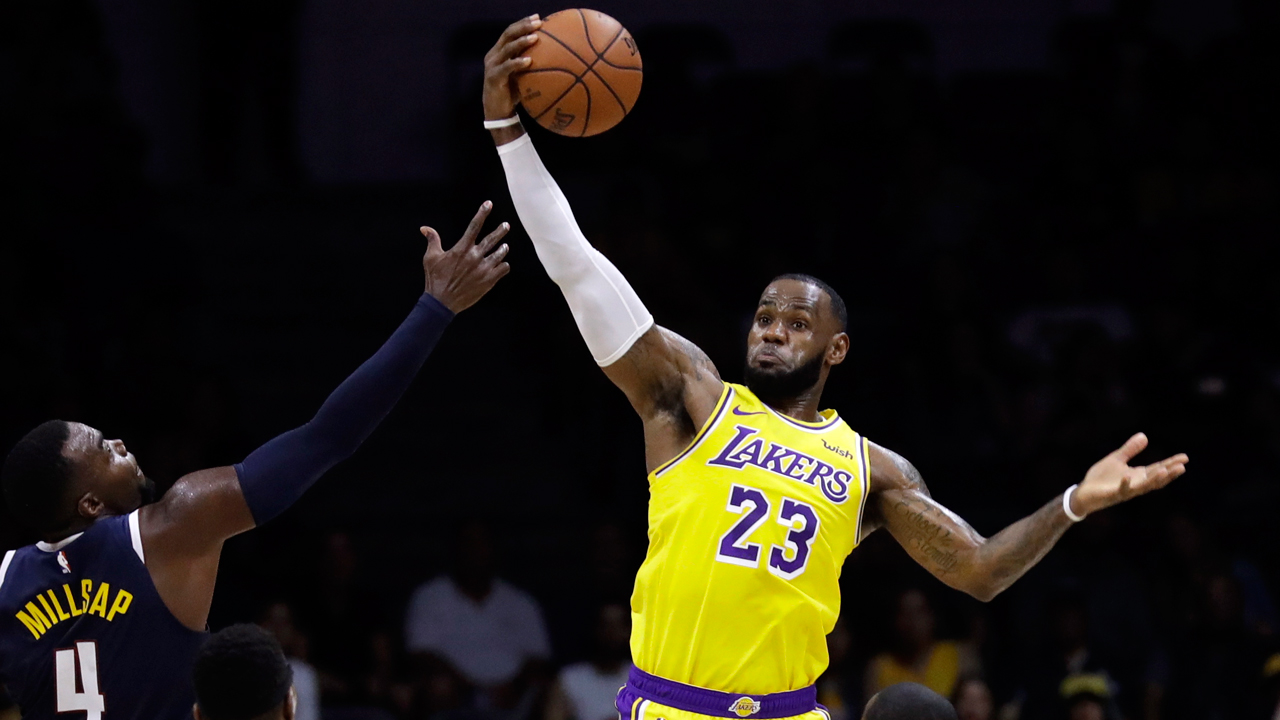 LeBron James wears Colin Kaepernick shirt to Lakers preseason game