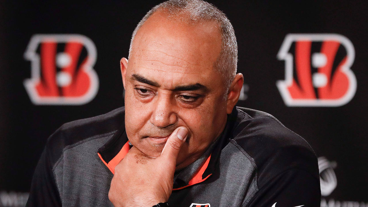 Report: Former Bengals Coach Marvin Lewis to Meet With Cowboys