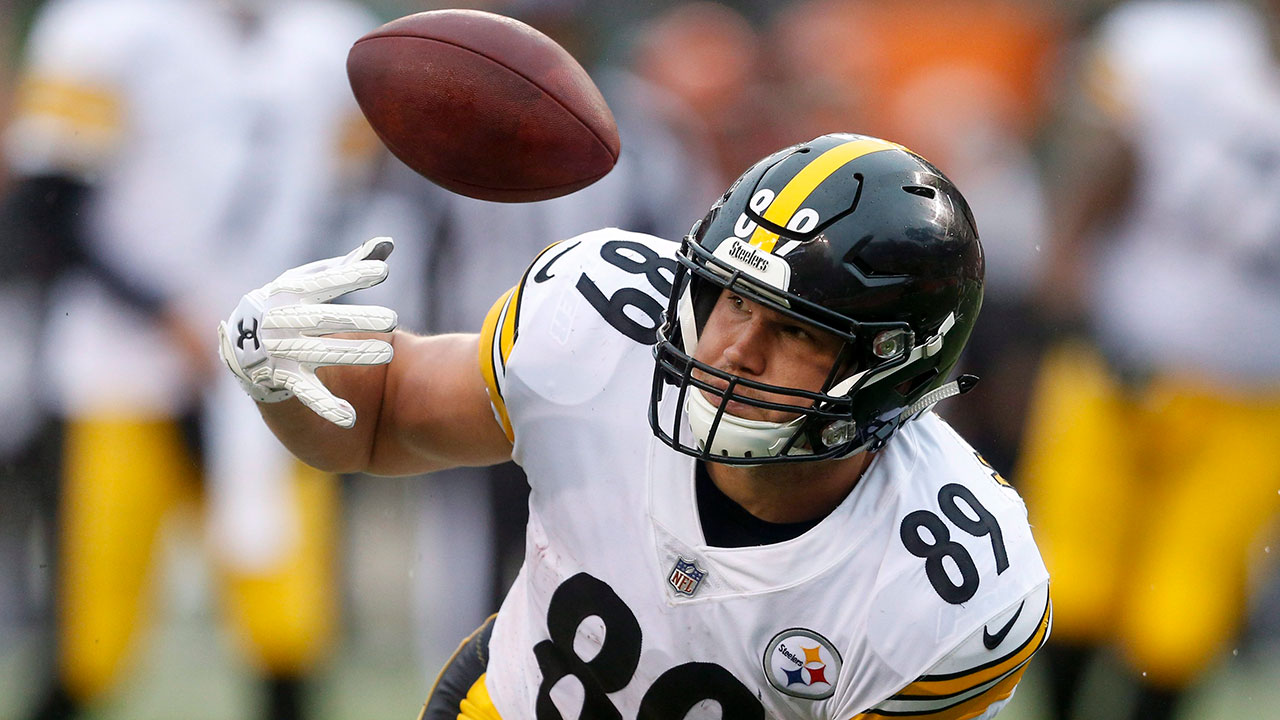 Vance McDonald is one of a kind. - Pittsburgh Steelers