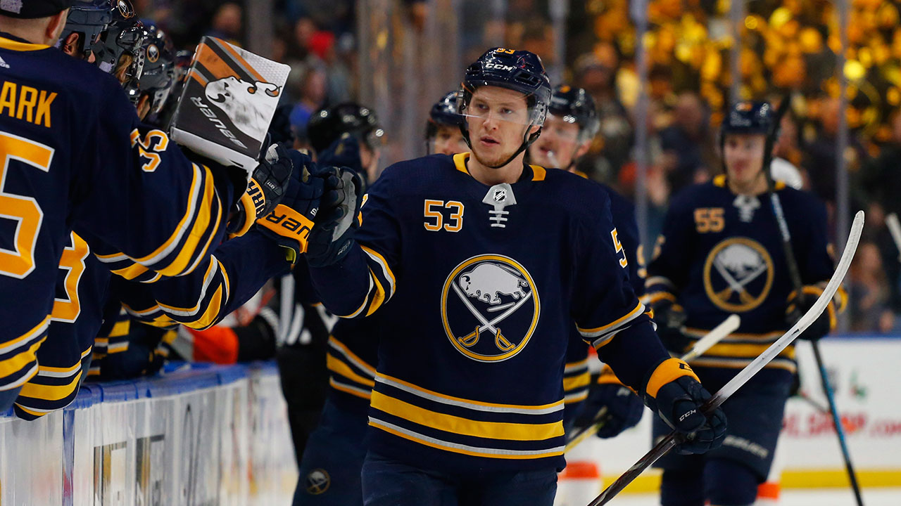 Sabres' Jeff Skinner leaves game vs. Capitals with